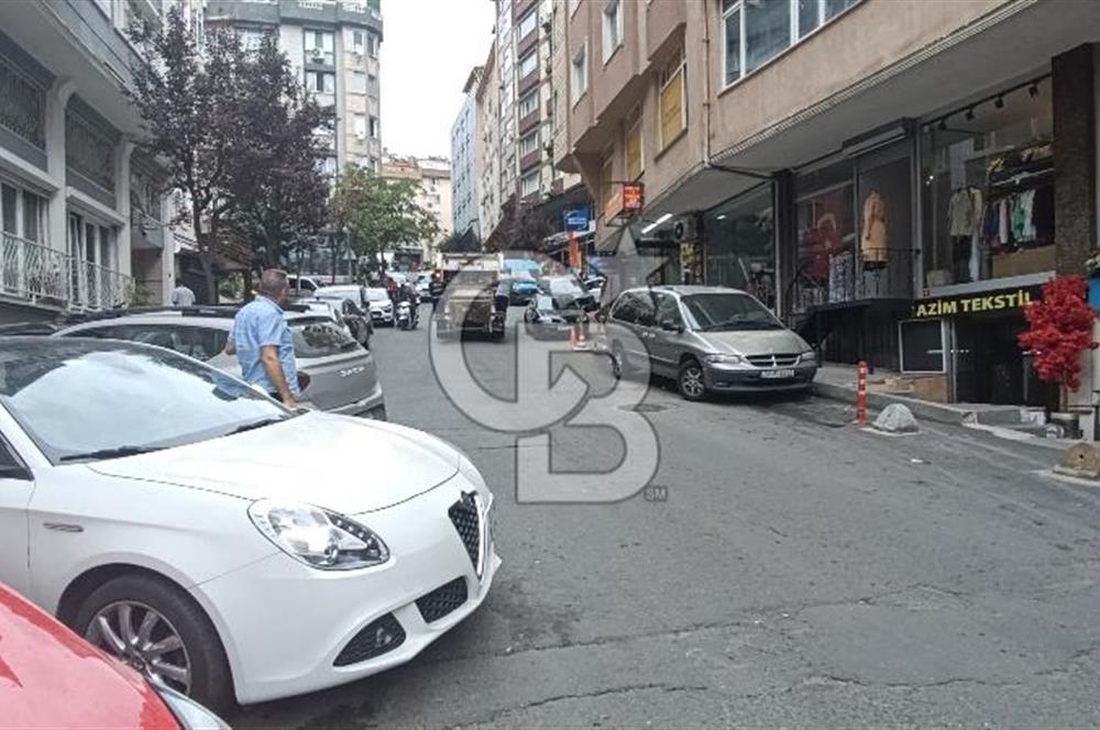 ANA CADDE ÜZERİNDE 200 M2 SATILIK DÜKKAN