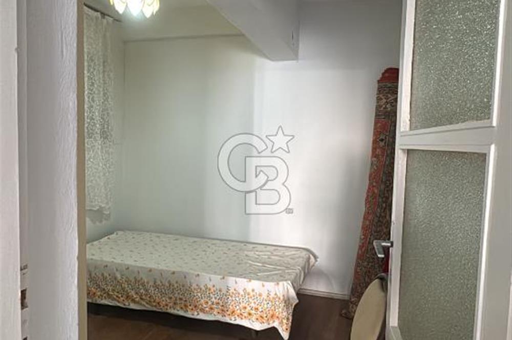 CB KiNG'DEN ANAFARTALAR CADDESİ'NDE SATILIK EŞYALI 2+1 DAİRE