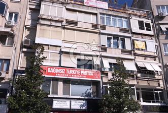 CB KiNG'DEN ANAFARTALAR CADDESİ'NDE SATILIK EŞYALI 2+1 DAİRE - 4 - 374935