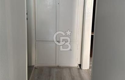 CB KiNG'DEN ANAFARTALAR CADDESİ'NDE SATILIK EŞYALI 2+1 DAİRE