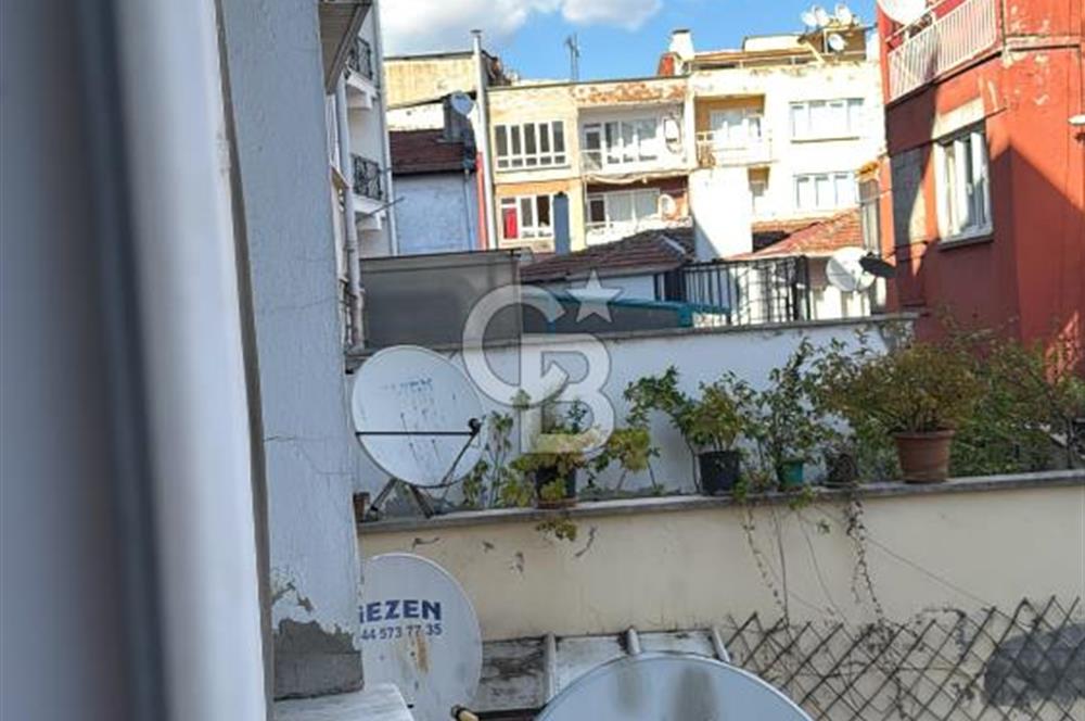 CB KiNG'DEN ANAFARTALAR CADDESİ'NDE SATILIK EŞYALI 2+1 DAİRE
