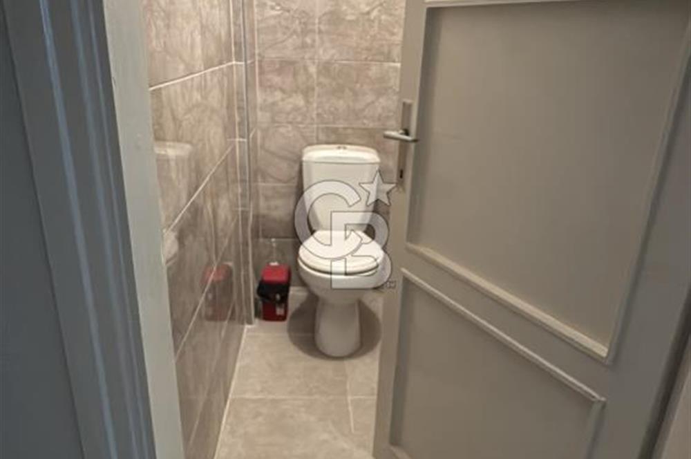 CB KiNG'DEN ANAFARTALAR CADDESİ'NDE SATILIK EŞYALI 2+1 DAİRE