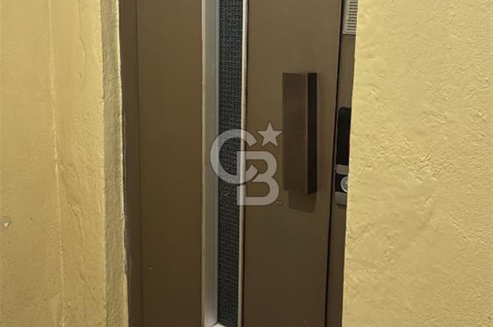 CB KiNG'DEN ANAFARTALAR CADDESİ'NDE SATILIK EŞYALI 2+1 DAİRE