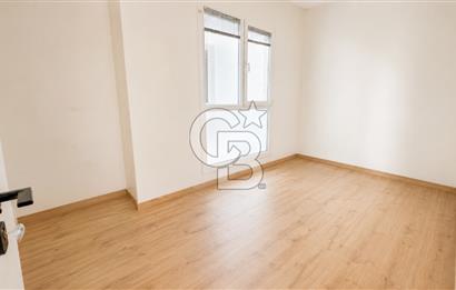 BALKONLU AÇIK MUTFAKLI 2+1 LÜX SİTEDE ULAŞIM AVANTAJLI DAİRE