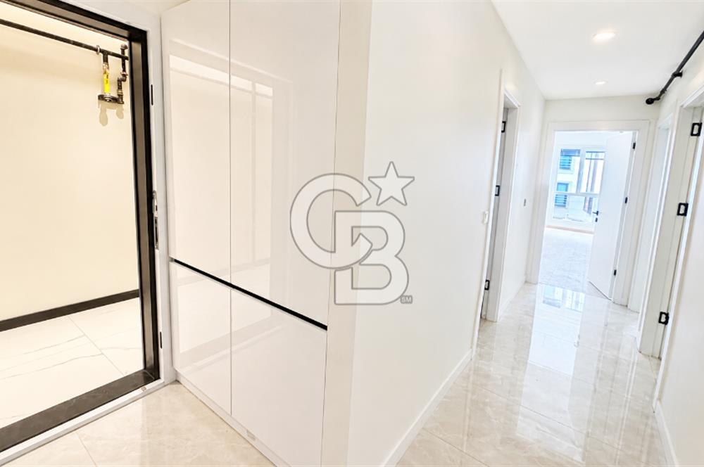 BALKONLU AÇIK MUTFAKLI 2+1 LÜX SİTEDE ULAŞIM AVANTAJLI DAİRE