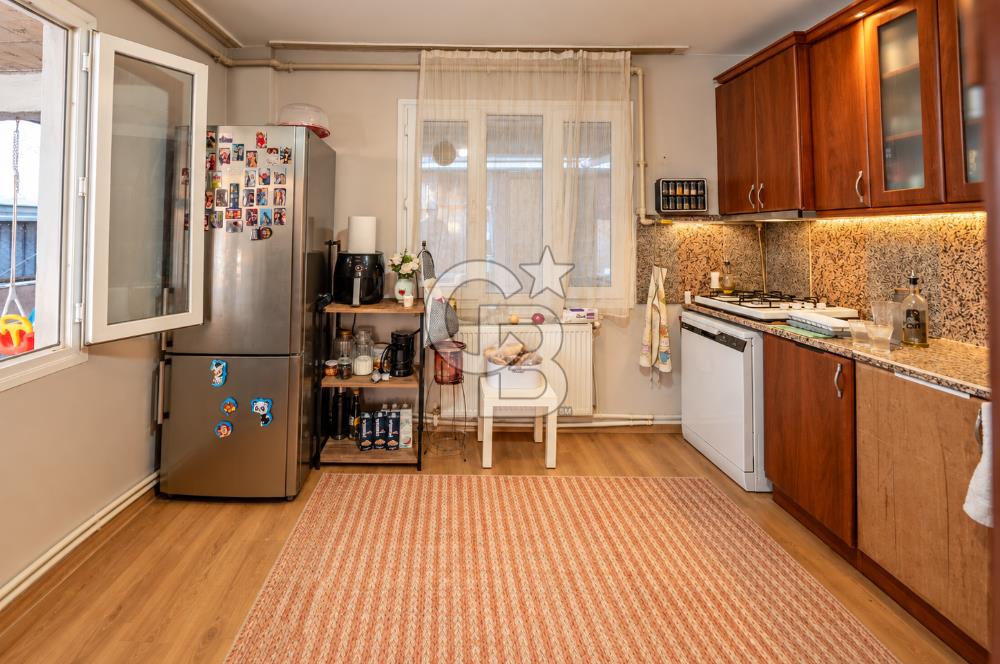 GAZİEMİR SARNIÇ'TA 4+1 MÜSTAKİL DUBLEKS SATILIK DOĞALGAZLI 180m2 VİLLA