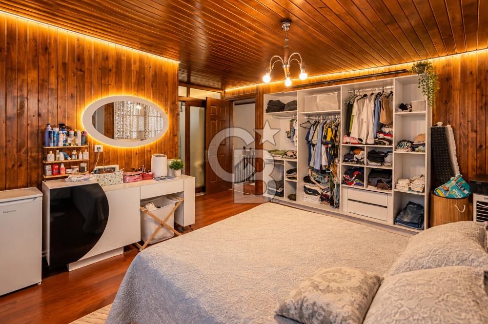 GAZİEMİR SARNIÇ'TA 4+1 MÜSTAKİL DUBLEKS SATILIK DOĞALGAZLI 180m2 VİLLA