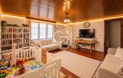 GAZİEMİR SARNIÇ'TA 4+1 MÜSTAKİL DUBLEKS SATILIK DOĞALGAZLI 180m2 VİLLA
