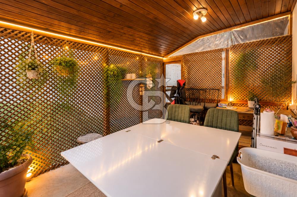 GAZİEMİR SARNIÇ'TA 4+1 MÜSTAKİL DUBLEKS SATILIK DOĞALGAZLI 180m2 VİLLA