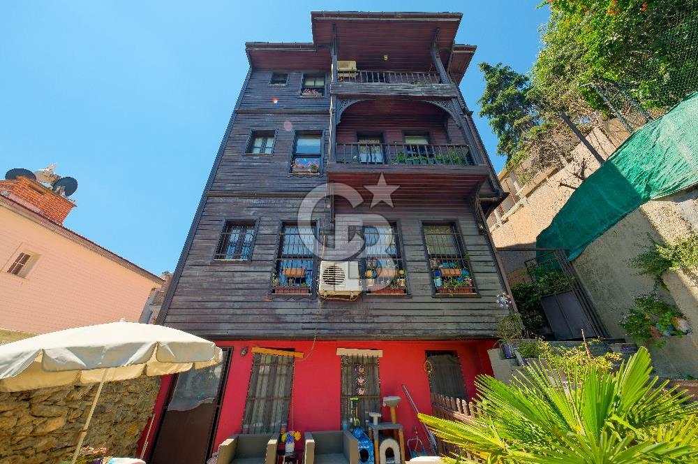ARNAVUTKÖY'DE BOĞAZ MANZARALI KİRALIK DUBLEX DAİRE