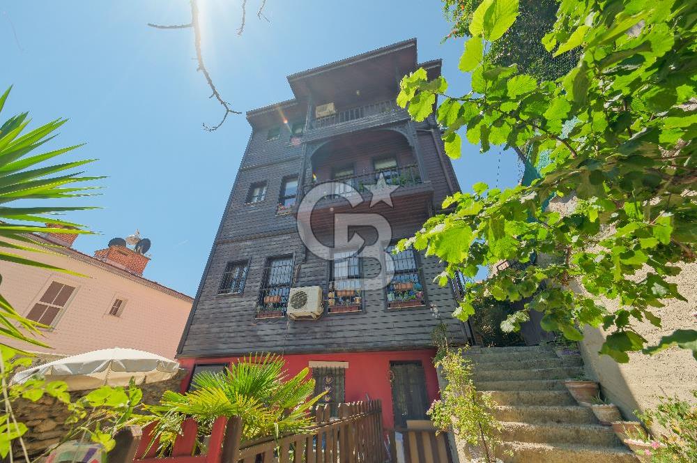 ARNAVUTKÖY'DE BOĞAZ MANZARALI KİRALIK DUBLEX DAİRE