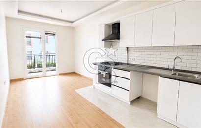 BALKONLU AÇIK MUTFAKLI 2+1 LÜX SİTEDE ULAŞIM AVANTAJLI DAİRE