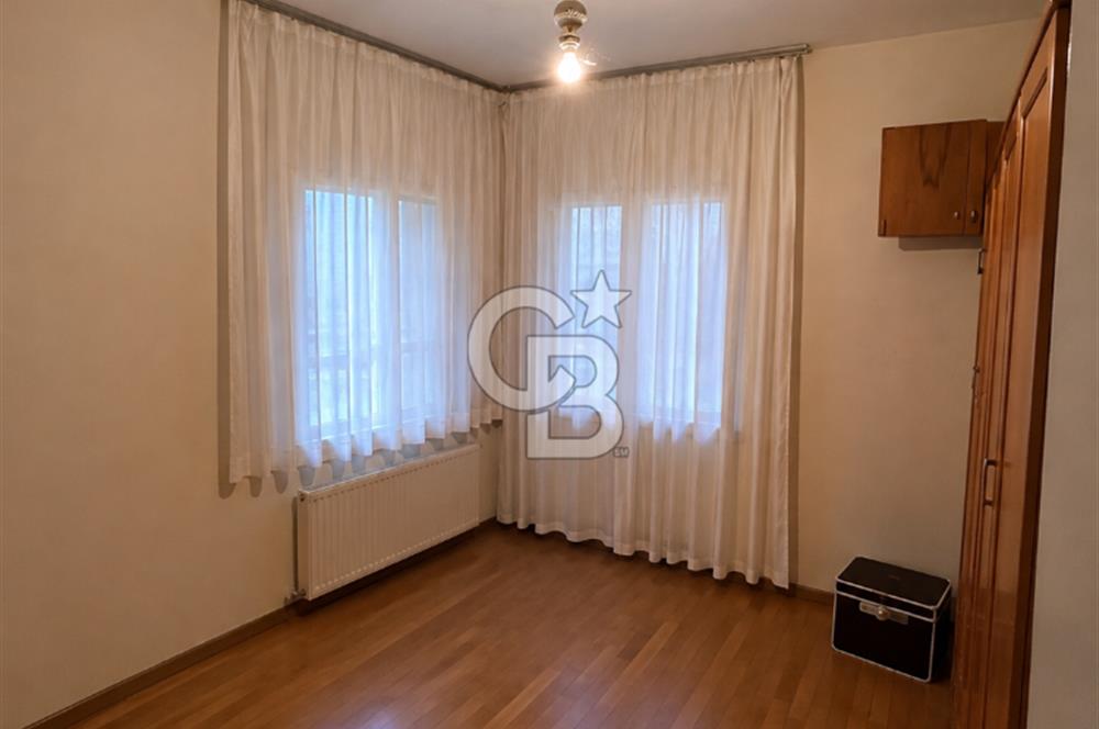BÜYÜKADA MADENDE SAHİLE 150 M.SATILIK 3+1 DAİRE
