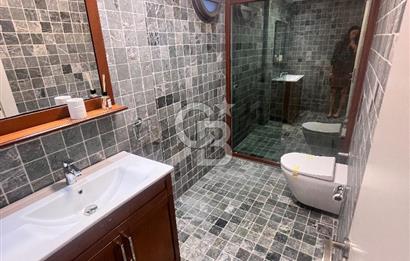 URLA GÜVENDİK’DE, HER KATINDAN KÖRFEZ VE ADALAR MANZARASINA HAKİM, ÖZEL HAVUZLU EŞYALI 7+2 KİRALIK KONAK