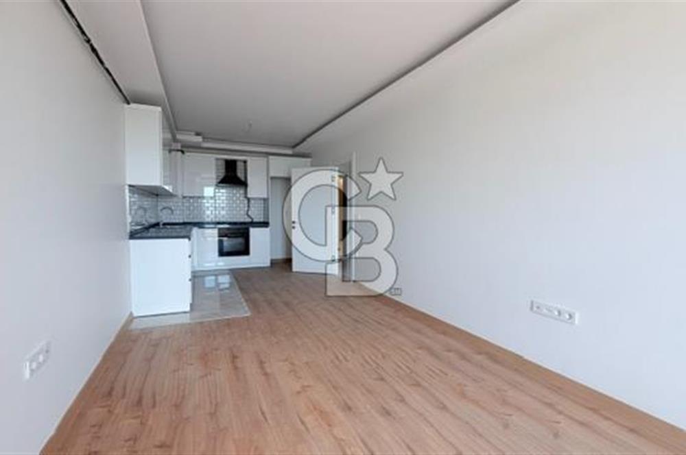 3+1 SIFIR YATIRIMA VE OTURUMA UYGUN CADDE ÜZERİ SATILIK DAİRE