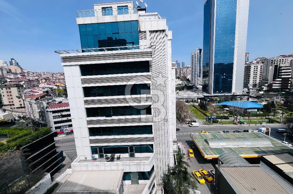 NİŞANTAŞI TEŞVİKİYEDE VALİKONAĞINA 50 MT.200 M² NET GENİŞ 3+1