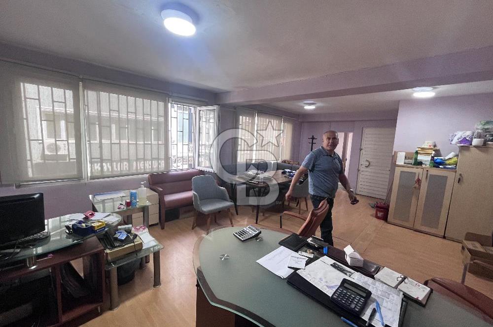 ŞİŞLİ NAKİYE ELGÜNDE METROYA 100 M.SATILIK HOME OFİS