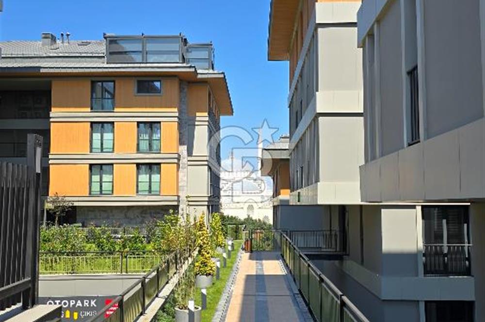 Üsküdar Ala Çamlica 2 Satilik 4+1/ 3 Banyolu Site içinde Daire