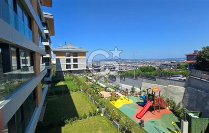 Üsküdar Ala Çamlica 2 Satilik 4+1/ 3 Banyolu Site içinde Daire
