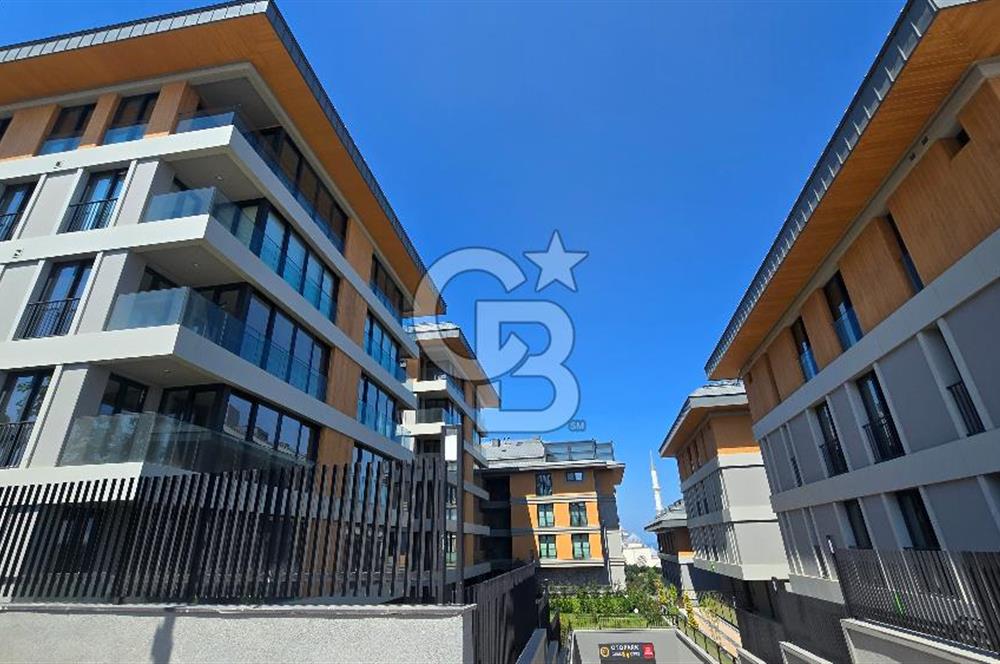 Üsküdar Ala Çamlica 2 Satilik 4+1/ 3 Banyolu Site içinde Daire