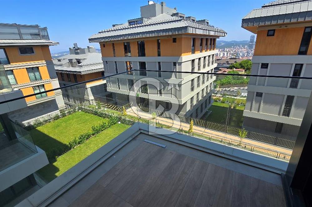 Üsküdar Ala Çamlica 2 Satilik 4+1/ 3 Banyolu Site içinde Daire