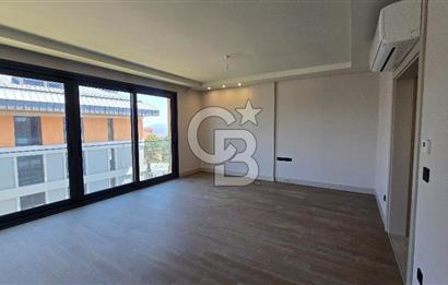 Üsküdar Ala Çamlica 2 Satilik 4+1/ 3 Banyolu Site içinde Daire