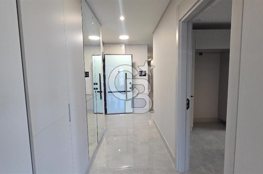 Üsküdar Ala Çamlica 2 Satilik 4+1/ 3 Banyolu Site içinde Daire