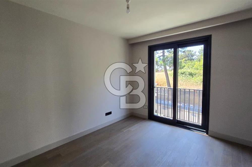 Üsküdar Ala Çamlica 2 Satilik 4+1/ 3 Banyolu Site içinde Daire