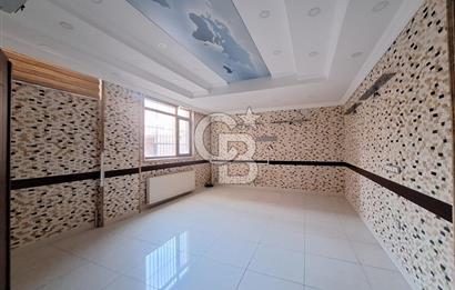 FATİH CADDESİNDE 110 M² GENİŞ KULLANIMLI OFİS