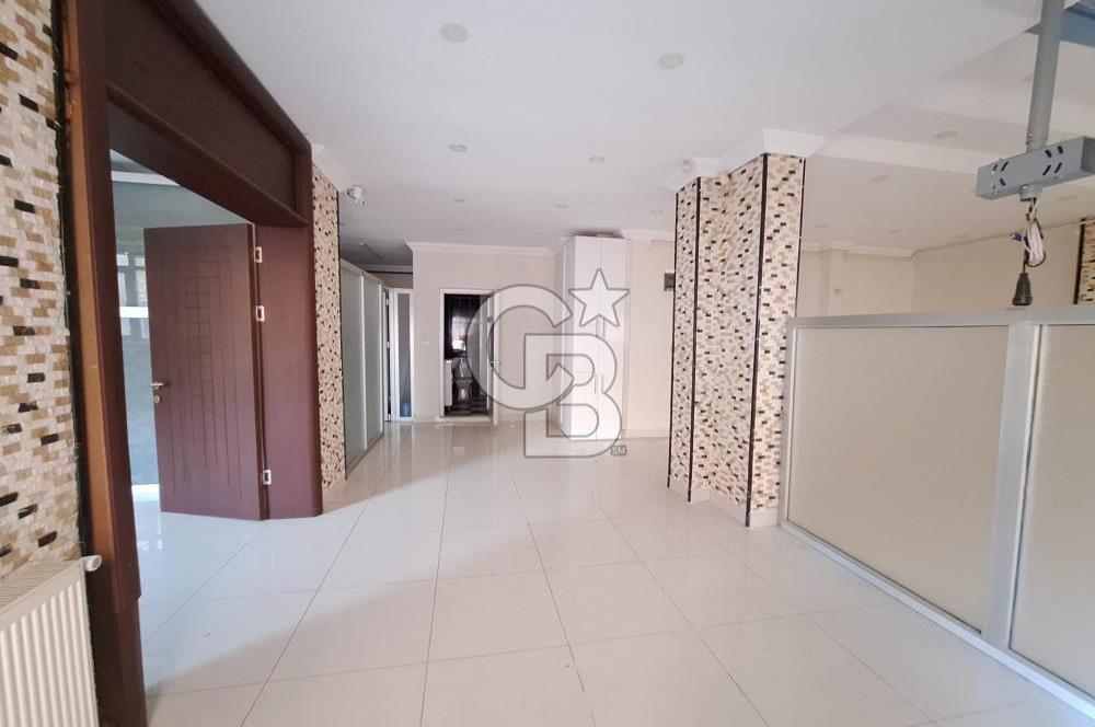 FATİH CADDESİNDE 110 M² GENİŞ KULLANIMLI OFİS