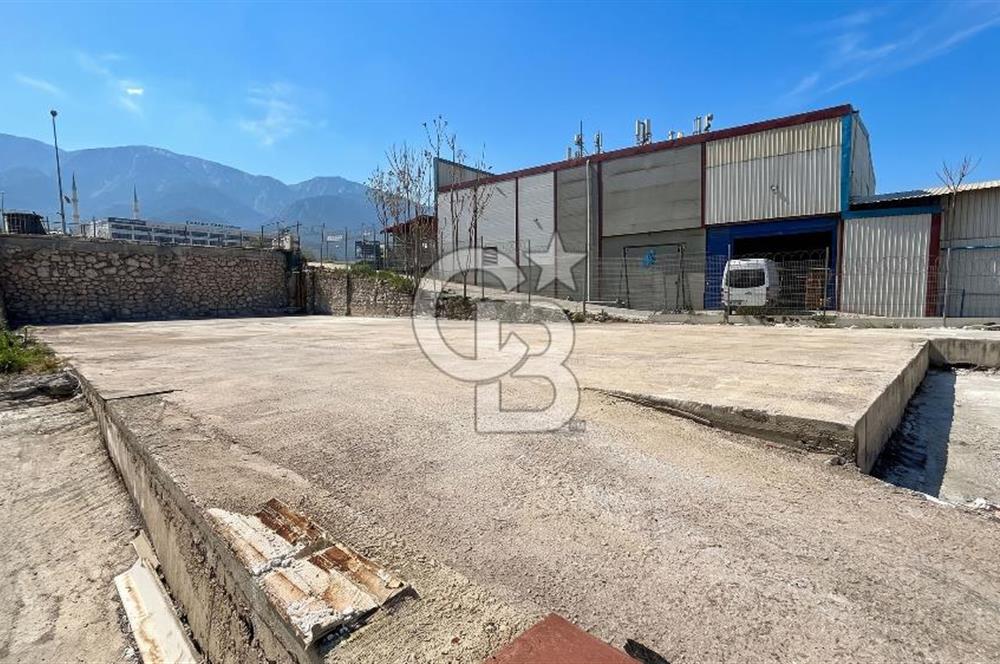OTOSANSİT KARŞISI ANA CADDE CEPHELİ KİRALIK ARSA