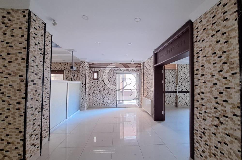 FATİH CADDESİNDE 110 M² GENİŞ KULLANIMLI OFİS
