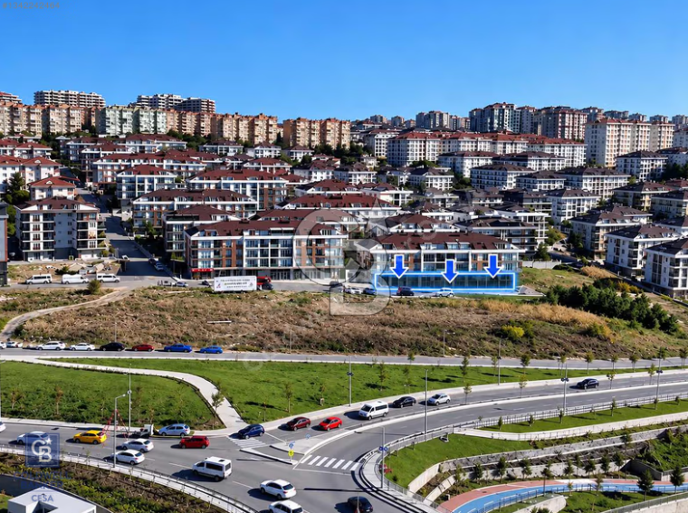 BEYLİKDÜZÜ YAŞAM VADİSİ'NE CEPHE 70 M2 SIFIR KİRALIK DÜKKAN
