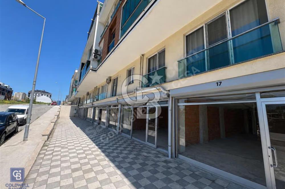 BEYLİKDÜZÜ YAŞAM VADİSİ'NE CEPHE 70 M2 SIFIR KİRALIK DÜKKAN