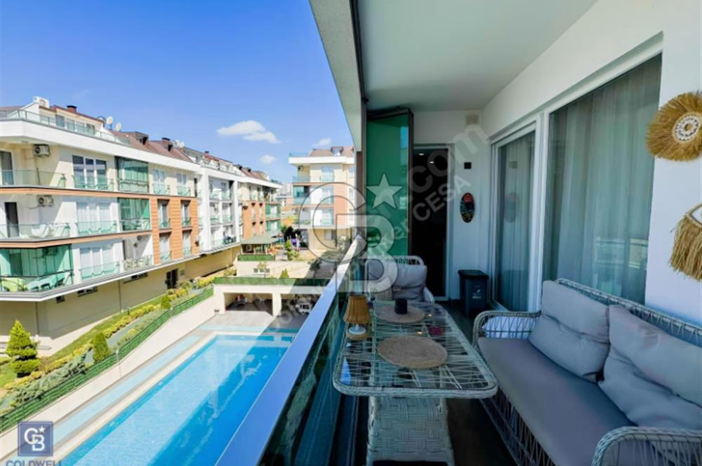 BEYLİKDÜZÜ ŞEHRİ BEYAZ SİTESİNDE SATILIK ULTRA LÜKS 4+1