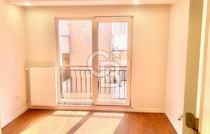 Bakırköy Yenimahallede Satılık Lüks 3+1 Site İçi Daire