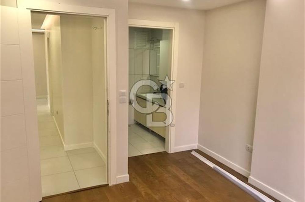 Bakırköy Yenimahallede Satılık Lüks 3+1 Site İçi Daire