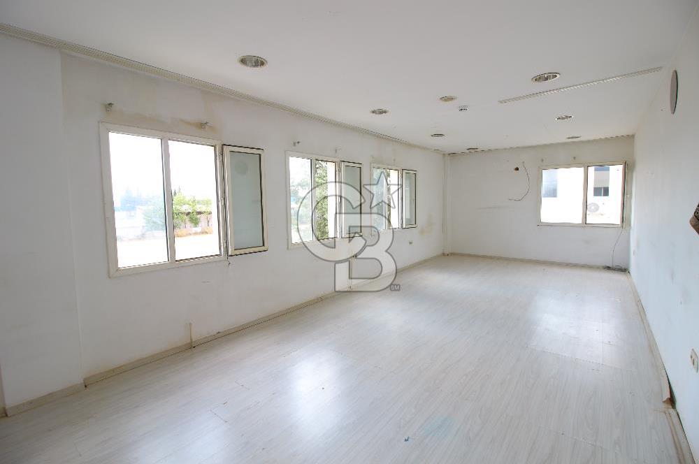 TORBALI YAZIBAŞINDA KÖŞE KONUMLU KİRALIK FABRİKA