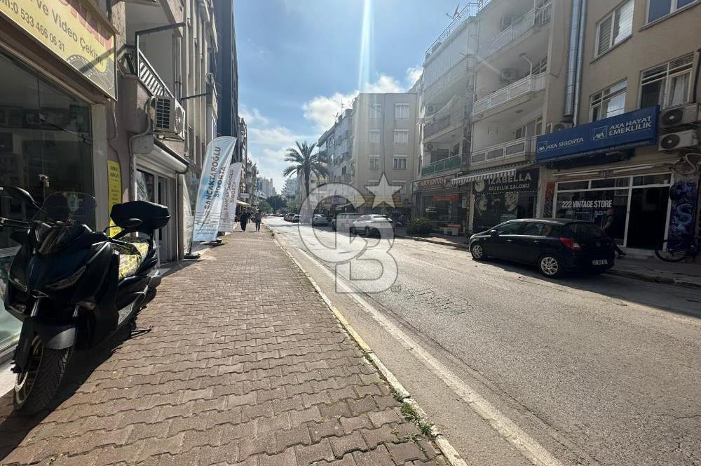 KIŞLA MAHALLESİNDE MERKEZİ KONUMDA KİRALIK 80 M² DÜKKÂN