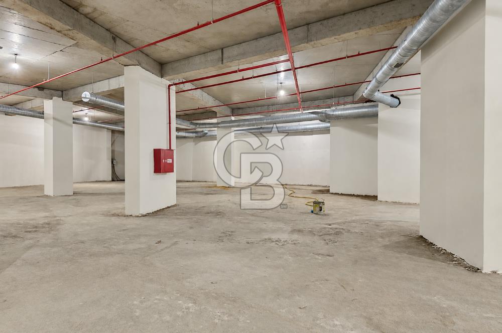 ATAŞEHİR-F.PAŞA / 860 M2 İSKANLI VE 3 TON YÜK ASANSÖRLÜ PLAZA