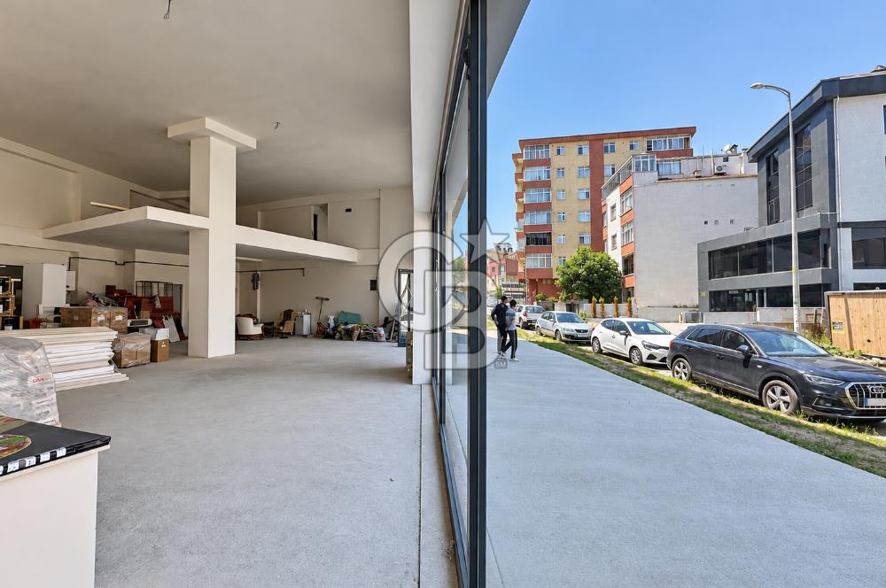 ATAŞEHİR-F.PAŞA / 3500 M2 İSKANLI VE 3 TON YÜK ASANSÖRLÜ PLAZA