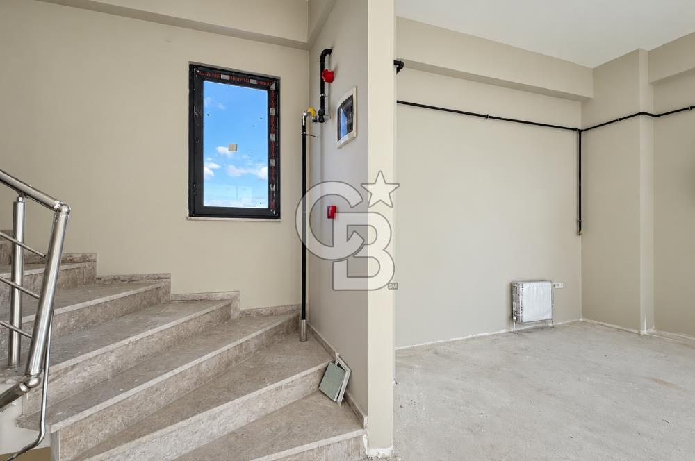 ATAŞEHİR-F.PAŞA / 860 M2 İSKANLI VE 3 TON YÜK ASANSÖRLÜ PLAZA