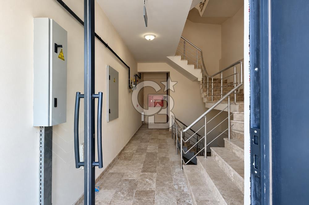 ATAŞEHİR-F.PAŞA / 3500 M2 İSKANLI VE 3 TON YÜK ASANSÖRLÜ PLAZA