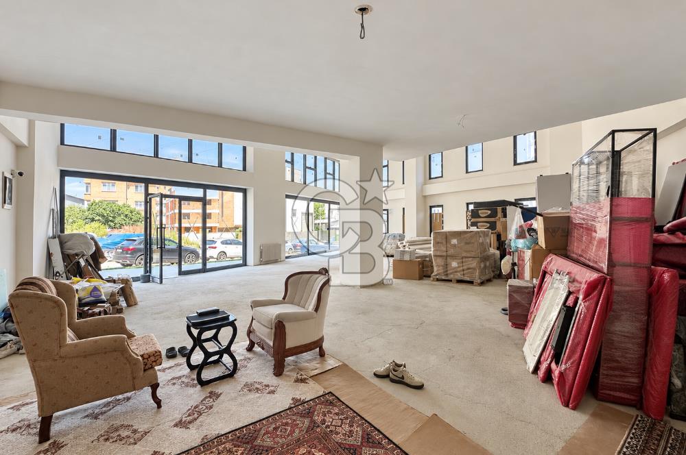 ATAŞEHİR-F.PAŞA / 3500 M2 İSKANLI VE 3 TON YÜK ASANSÖRLÜ PLAZA
