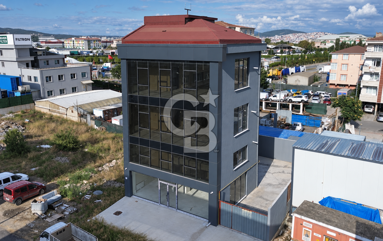 ATAŞEHİR-F.PAŞA / 860 M2 İSKANLI VE 3 TON YÜK ASANSÖRLÜ PLAZA