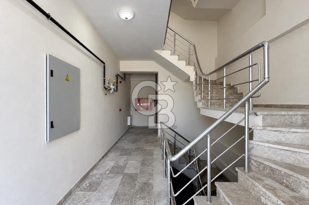 ATAŞEHİR-F.PAŞA / 3500 M2 İSKANLI VE 3 TON YÜK ASANSÖRLÜ PLAZA