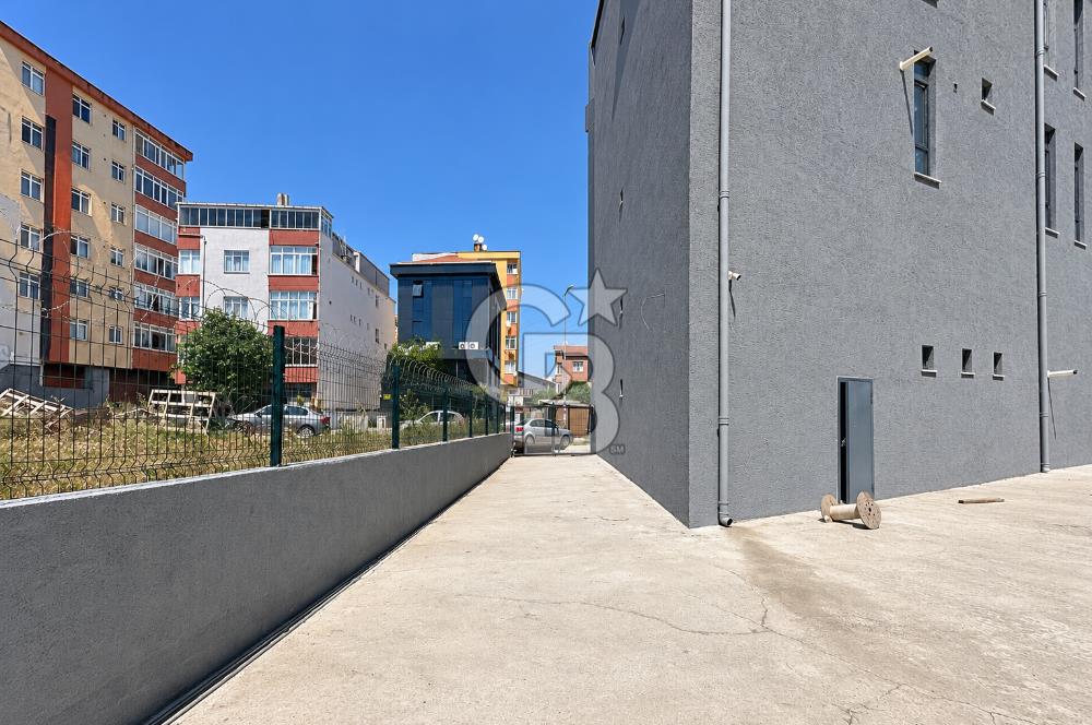ATAŞEHİR-F.PAŞA / 3500 M2 İSKANLI VE 3 TON YÜK ASANSÖRLÜ PLAZA