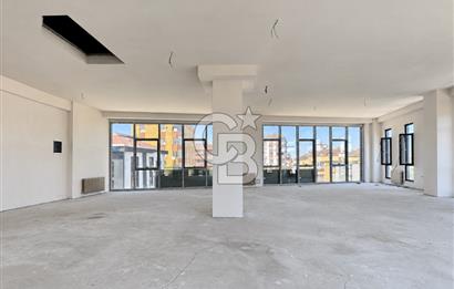 ATAŞEHİR-F.PAŞA / 3500 M2 İSKANLI VE 3 TON YÜK ASANSÖRLÜ PLAZA