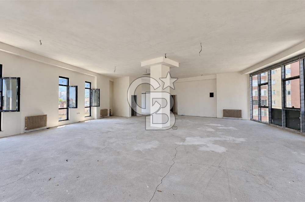 ATAŞEHİR-F.PAŞA / 3500 M2 İSKANLI VE 3 TON YÜK ASANSÖRLÜ PLAZA
