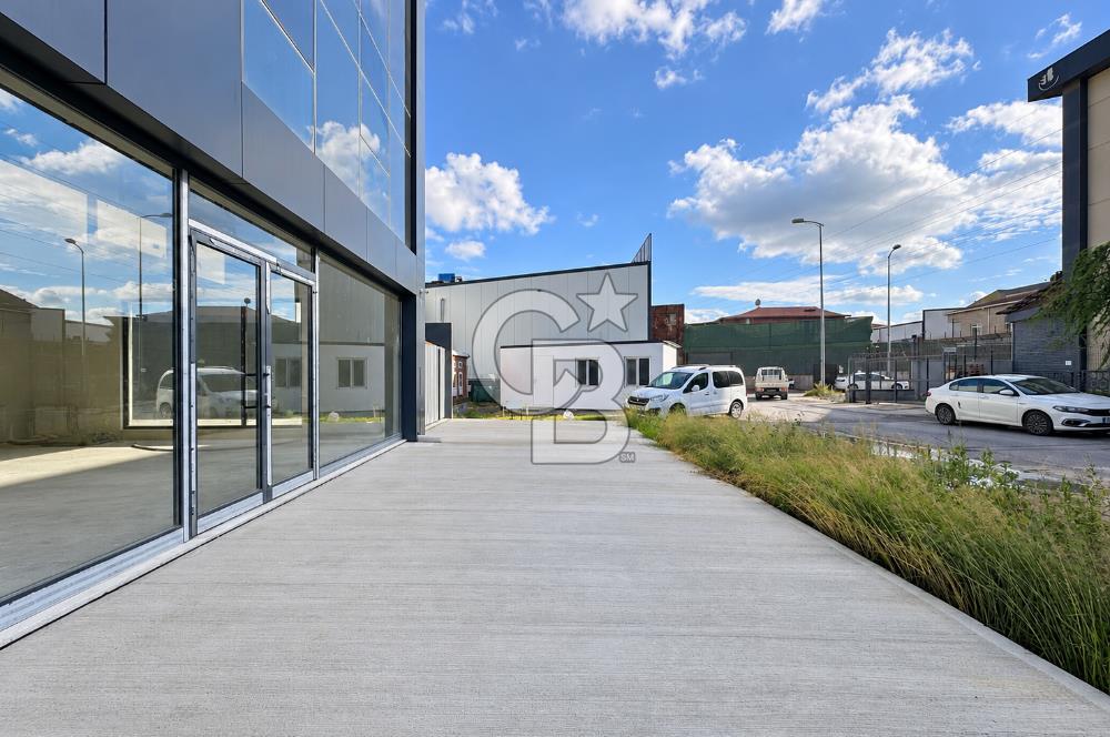 ATAŞEHİR-F.PAŞA / 860 M2 İSKANLI VE 3 TON YÜK ASANSÖRLÜ PLAZA